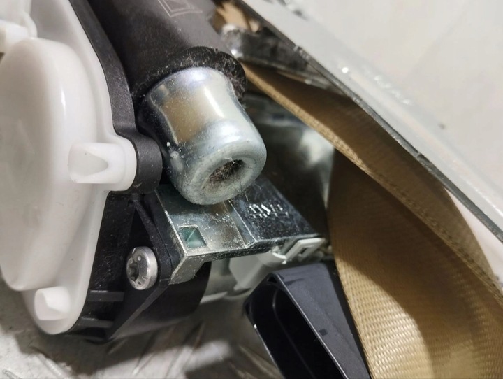 фото №6, Audi a8 s8 d4 4h 2014 pas безпеки сидіння передньої 4h0857705c