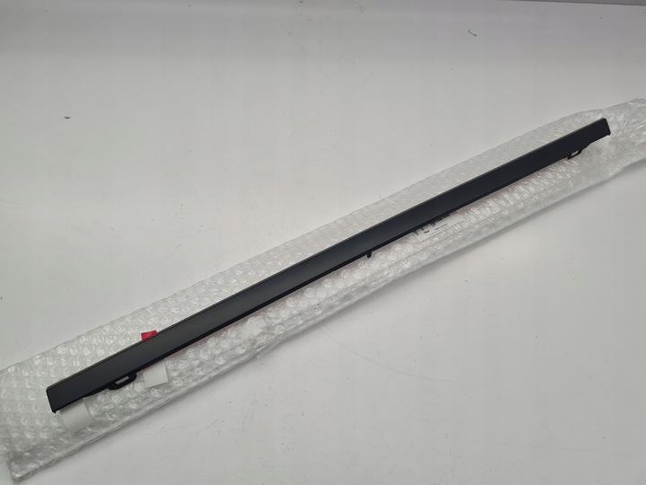 фото №1, Планка двері зад ліва vw passat b8 3g0853333b нова
