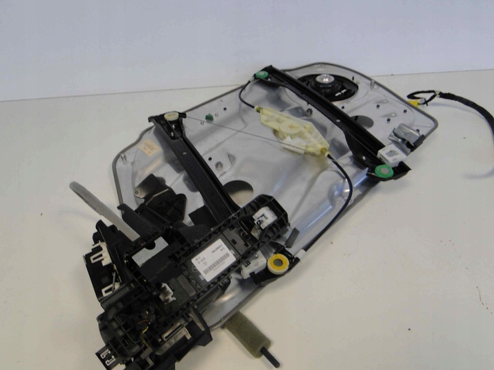 фото №7, Mercedes glk x204 204 вкладка дверь передние левая