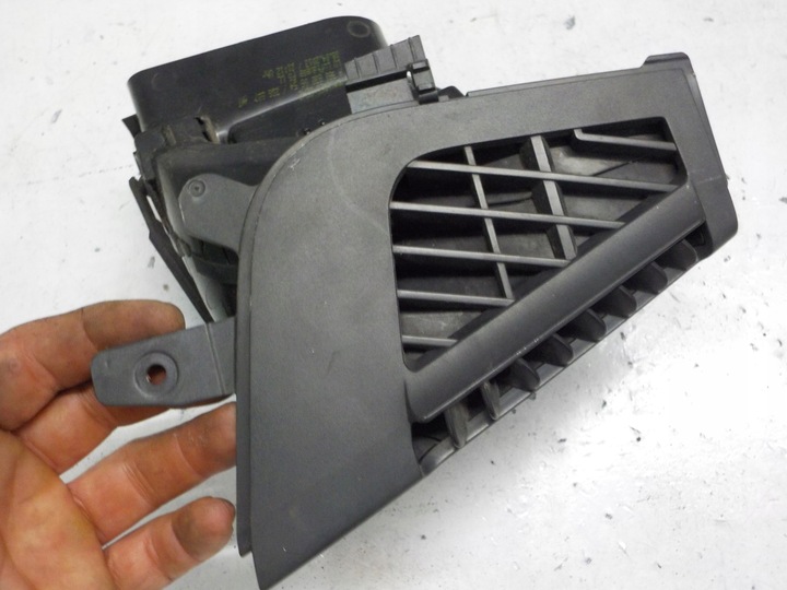 фото №2, Actros mp4 решётка воздуховод