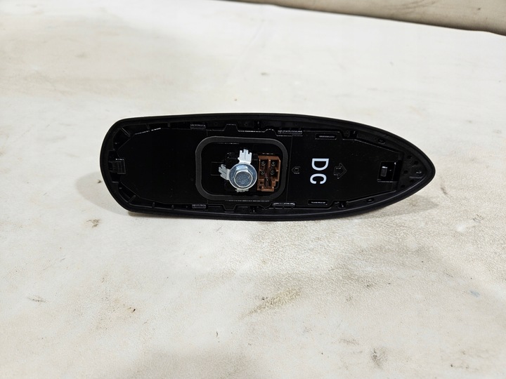 фото №6, Toyota rav4 v xa50 2019- антенна gps 1g3