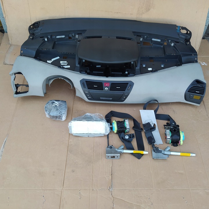 фото №1, C4 picasso i консоль панель подушки ремені натягувачі ременів оригінал