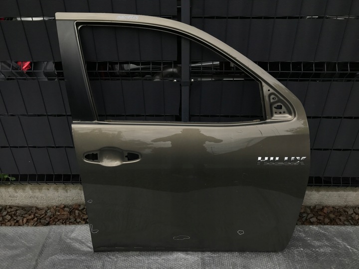 фото №1, Toyota hillux правые дверь перед передние 16-19