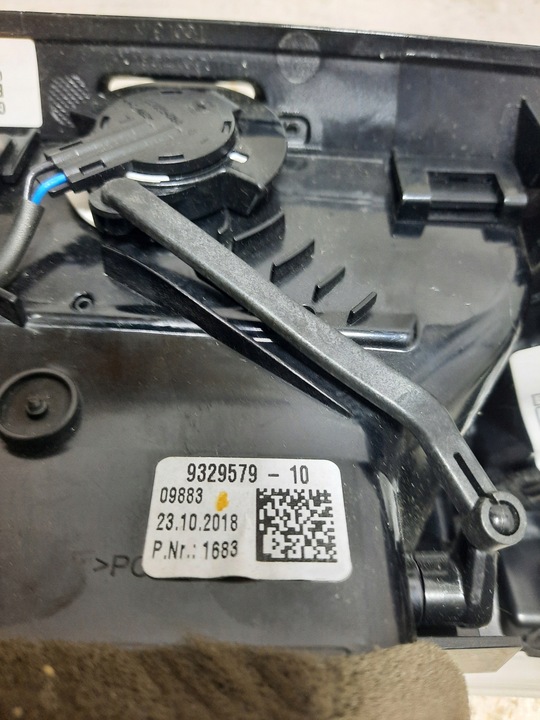 фото №12, Bmw 5 g30 dekor планка консоли панели 8070620