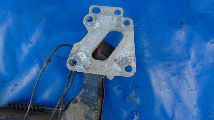 фото №8, Балка вісь підвішування зад citroen c4 picasso i 06+