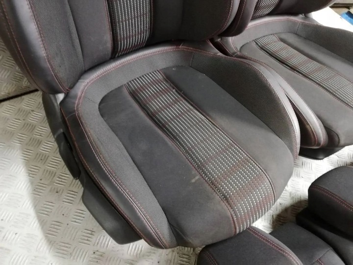 фото №10, Сиденья диван ремни зад peugeot 308 t9 hb gt line комплект