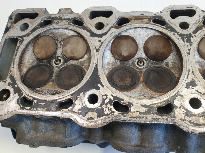 фото №12, Jaguar s-type 4.0 v8 головка цилиндров правая