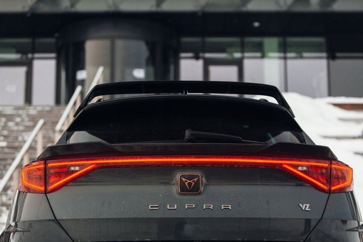 фото №9, Нижній середній спойлер вугільний багажника do cupra formentor