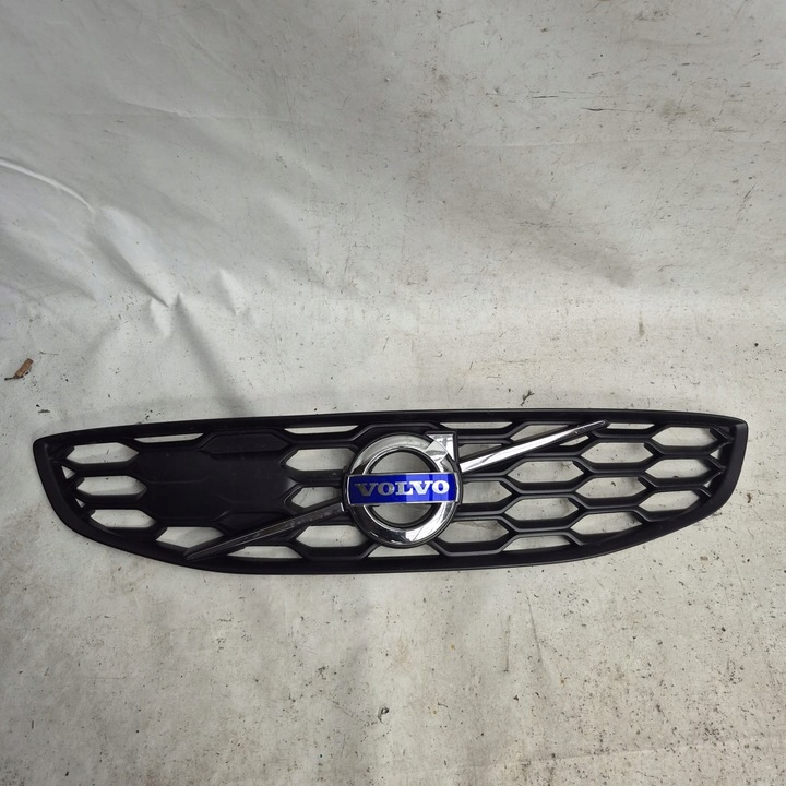 фото №1, Volvo v60 i 1 s60 ii 2 cross country рестайлинг 13-18 решётка радиатора решётка