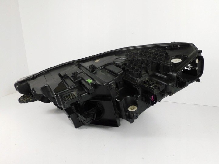 фото №9, Audi e tron 4ke лампа правая полный led 4ke941040 сцепление