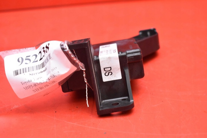 фото №6, Блок керування модуль кондиціонера 88650-0d702 toyota yaris 3 iii 1.0 69 km 17-19