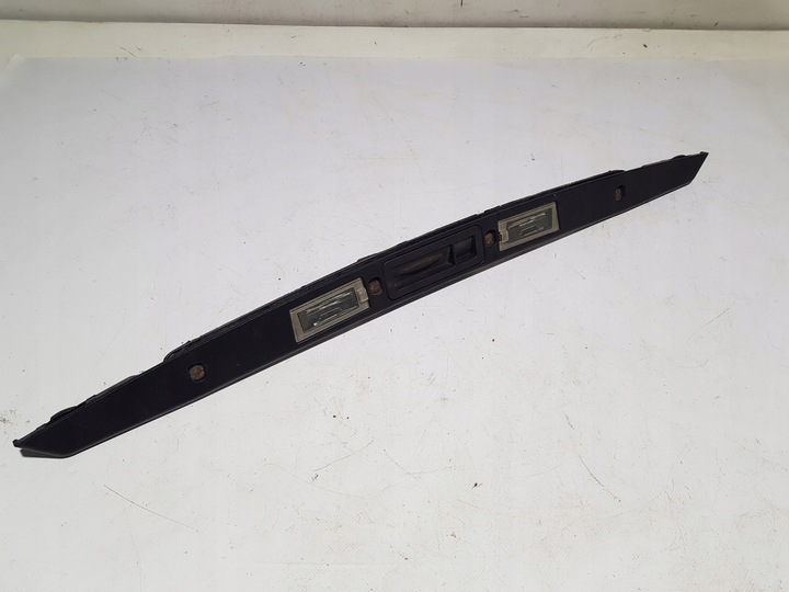 фото №1, Jeep cherokee kl v планка кришки задньої освітлення номерного знака