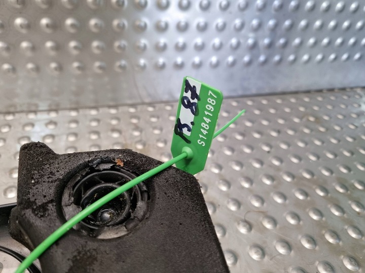 фото №9, Кришка захист двигуна верхня 03l103925ad vw tiguan 5n golf vi 2.0tdi