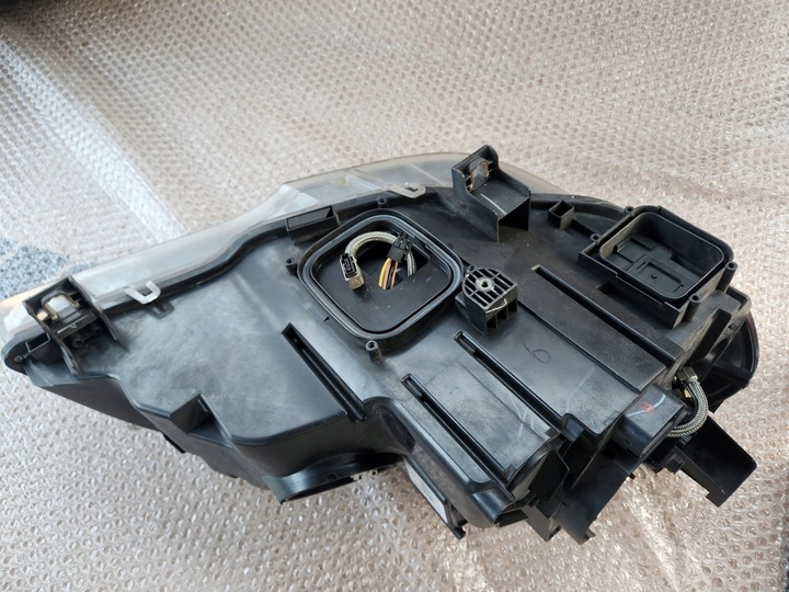 фото №9, Bmw x5 e70 лампа ксенон правая левая комплект