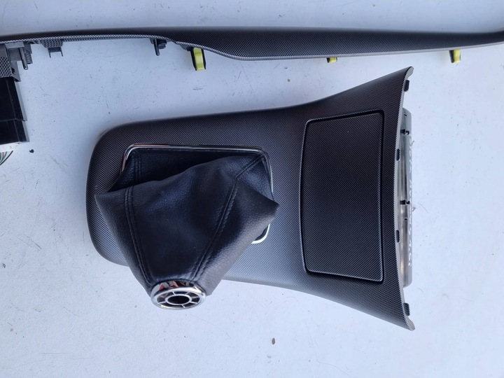 фото №11, Toyota avensis t25 планка dekor панели рамка рычаг переключения передач европа