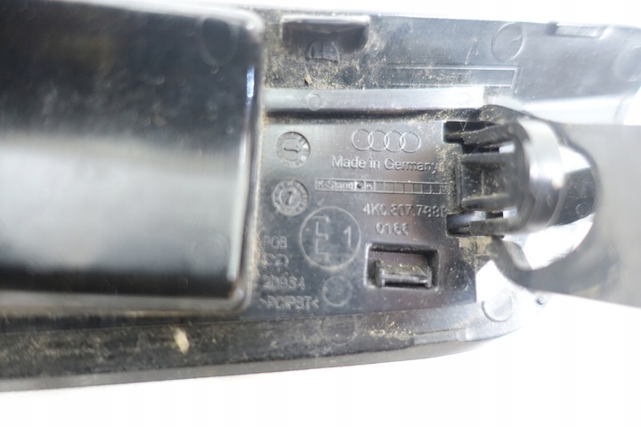 фото №7, Audi a6 c8 2018- заглушка омывателя правые перед 4k0807788b