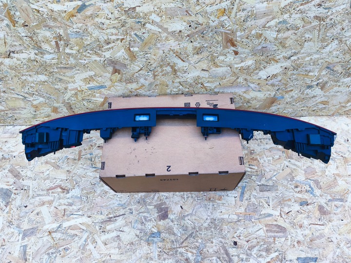 фото №8, Audi e tron 4ke лампа зад задняя w крышка багажника накладка свет