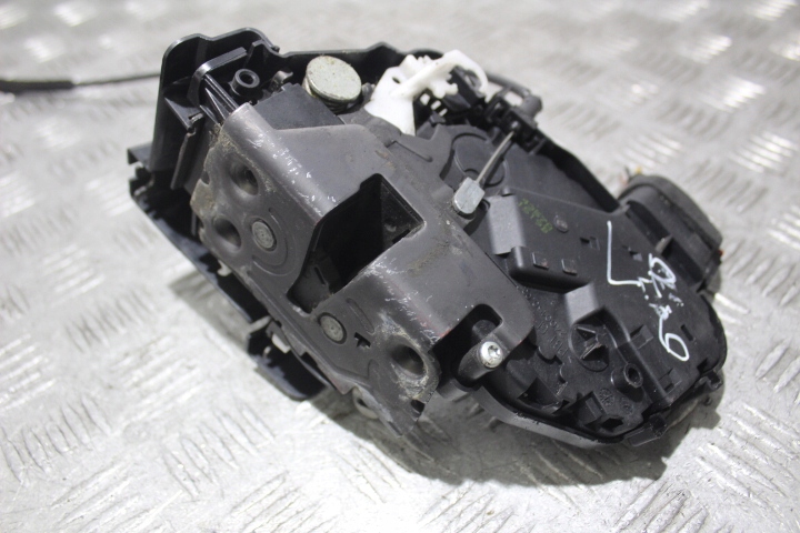 фото №3, Замок левый перед дверь volvo c30