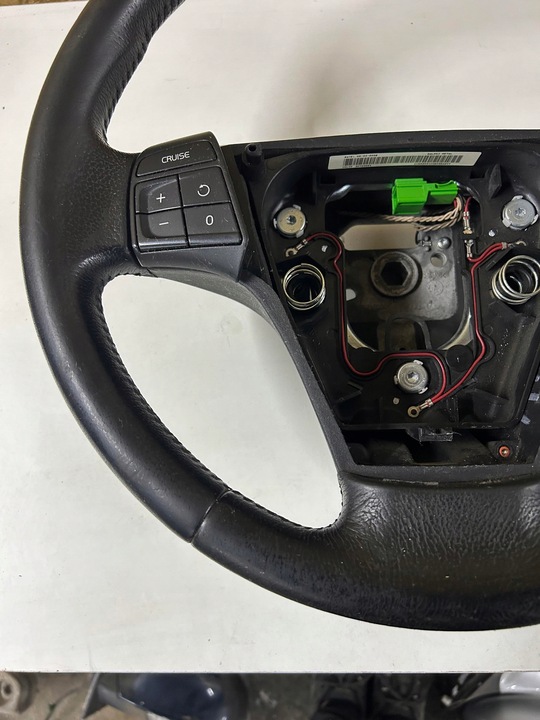 фото №5, Руль кожаный многофункциональная volvo v50 s40 ii