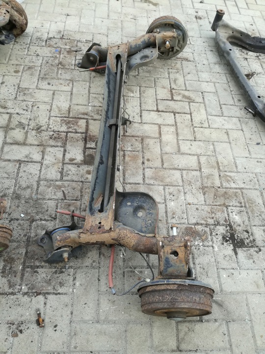 фото №4, Dacia duster i балка підвішування зад вісь задня