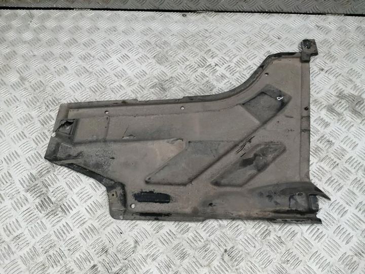 фото №1, Захист шасі задня права mercedes a клас w176 a2466840400