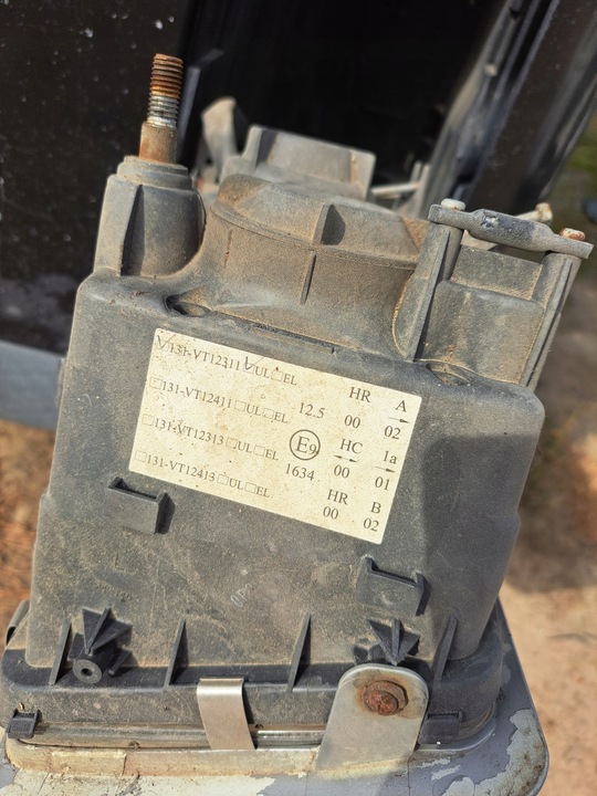 фото №12, Фара лампа панель кріплення фар лівий volvo fh fm 9 12 13