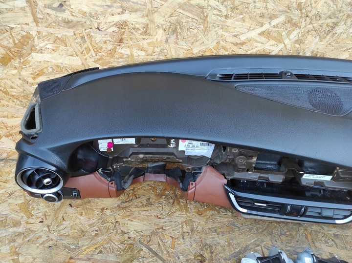 фото №6, Панель консоль alfa romeo giulia