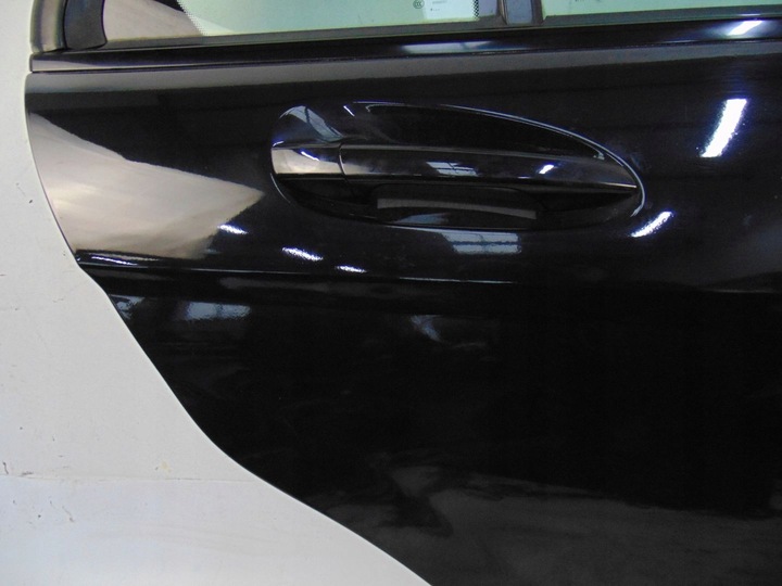 фото №12, Дверь правые зад mercedes c класс w204 sedan 2007-2011 цвет c197