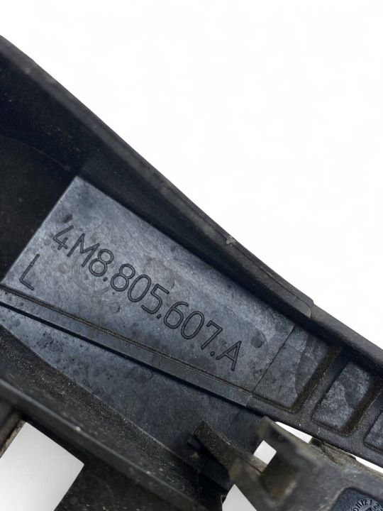 фото №11, Audi q8 тримач / кріплення лампи передній