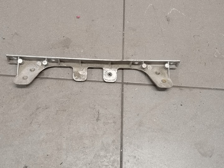 фото №1, Лапи підтримка кронштейна audi a8 d3 eu 4e1805239b