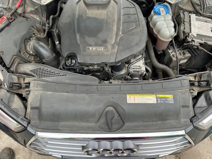 фото №13, Audi a4 b9 перед kpl s-line капот крыло бампер лампы led pas lx7l европа