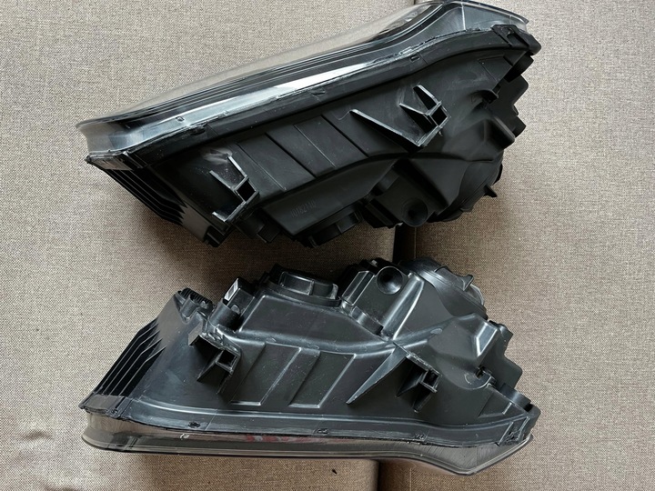 фото №14, Комплект лампа ксенон l+p chrysler 300 300c 300s фара європа чорні 2015+