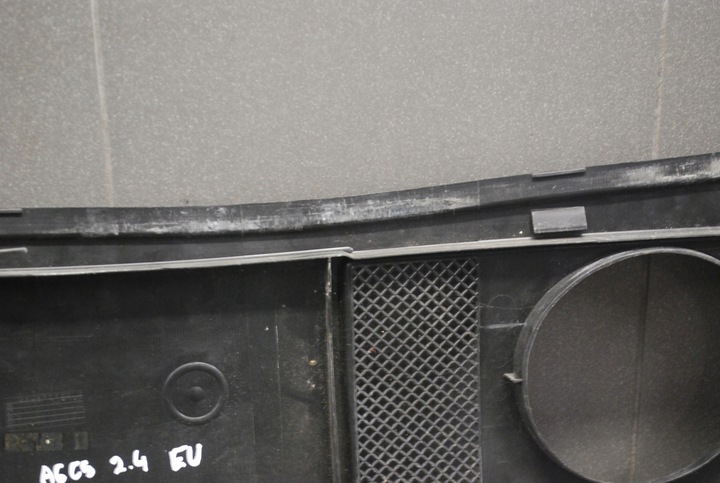 фото №13, Панель под лобовым стеклом audi a6 c5 eu 4b1819447