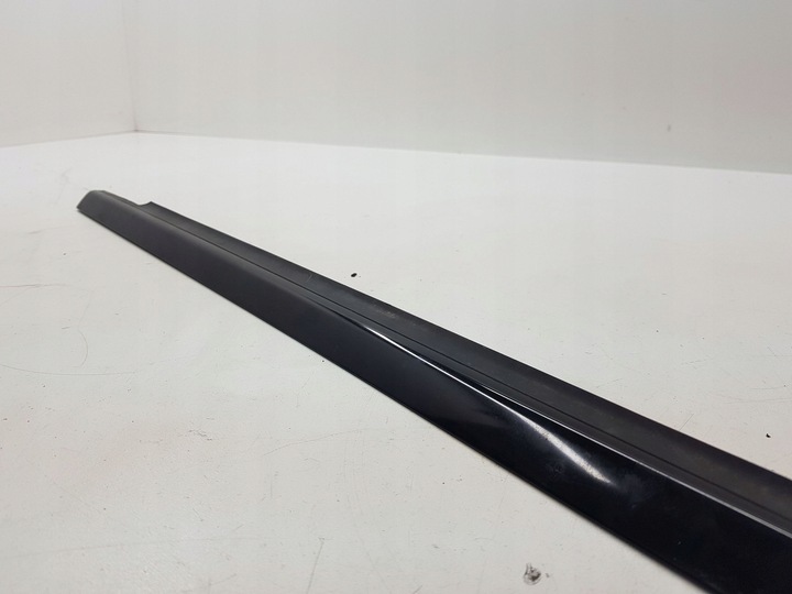 фото №5, Mercedes-benz e w212 2010 левая сторона прокладки стекло