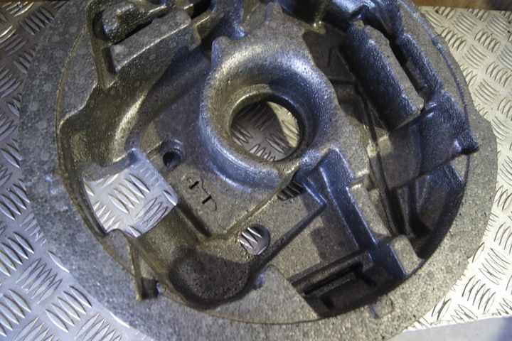 фото №7, Пенополистирол багажника bmw f39 f40 f45 6857380