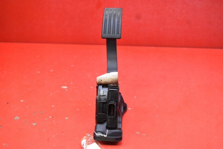 фото №6, Потенциометр педаль газа bv61-9f836-ab ford focus mk3 1.6 tdci 115 km 11-15