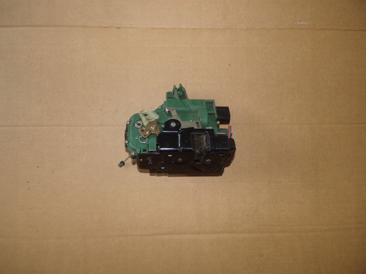 фото №1, Замок дверь левый перед 8 pin octavia i европа