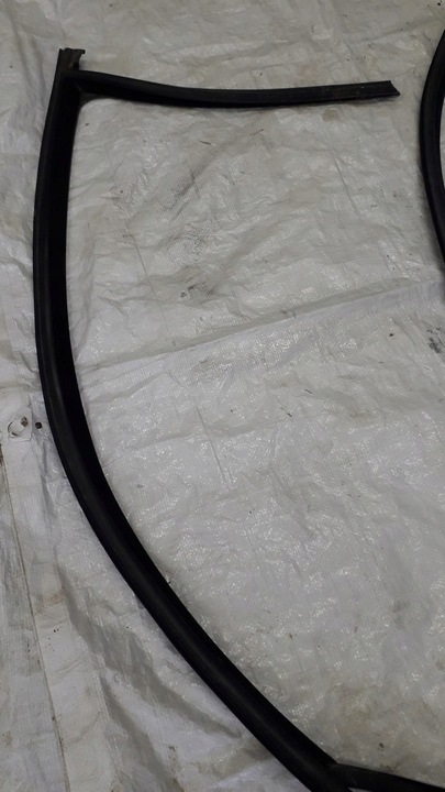 фото №4, Прокладка дверь vw golf 5 v версия 3 дверь рамка