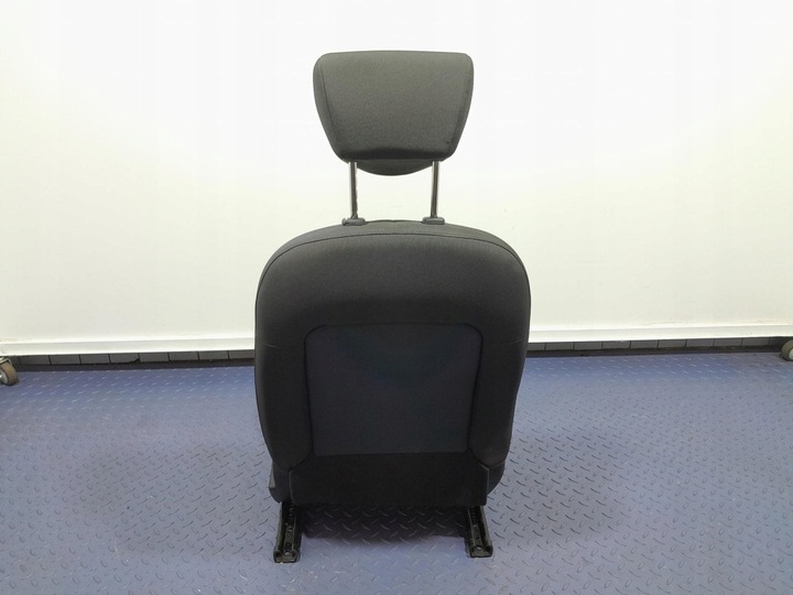 фото №6, Hyundai i20 i 3d сиденье водителя перед левый eu