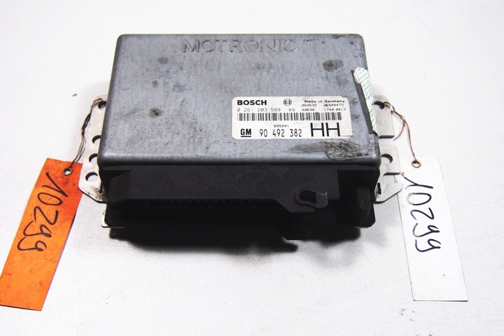 фото №1, Компьютер блок управления двигателя omega b 2.5 90492382 hh 0261203588