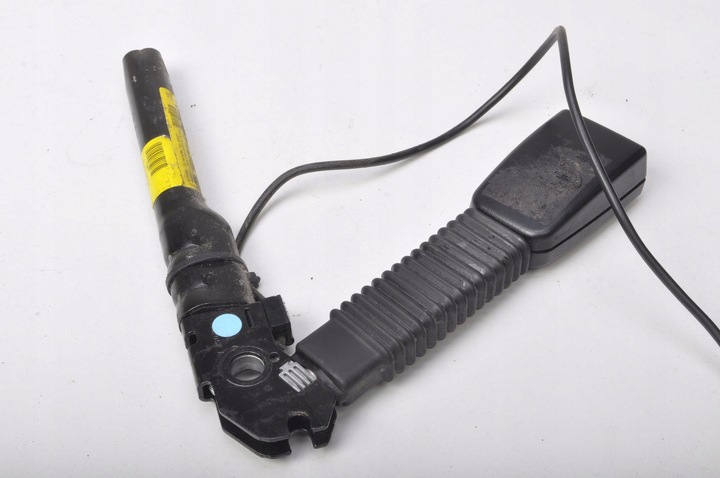 фото №6, Ford focus mk2 натяжитель ремня безопасности правый