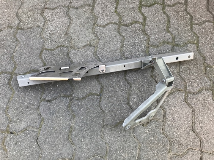 фото №3, Audi r8 5.2 plus каркас крепление зад правые