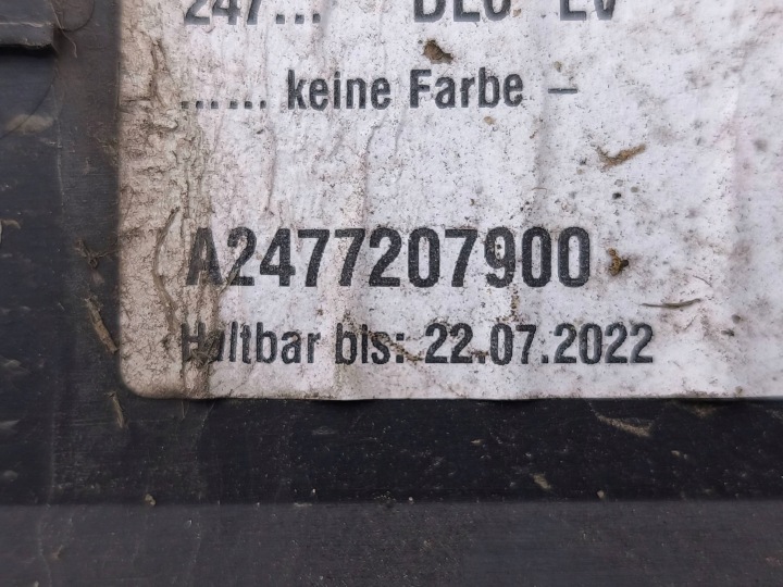 фото №10, Mercedes-benz eqa 2022 молдинг дверь передних a2477207900
