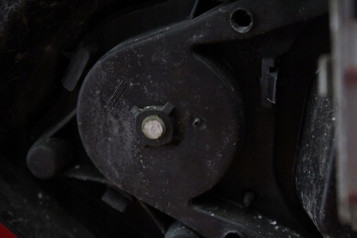 фото №14, Подъемник стекла левый перед eu 8a61a045h17af ford fiesta mk7 08-17