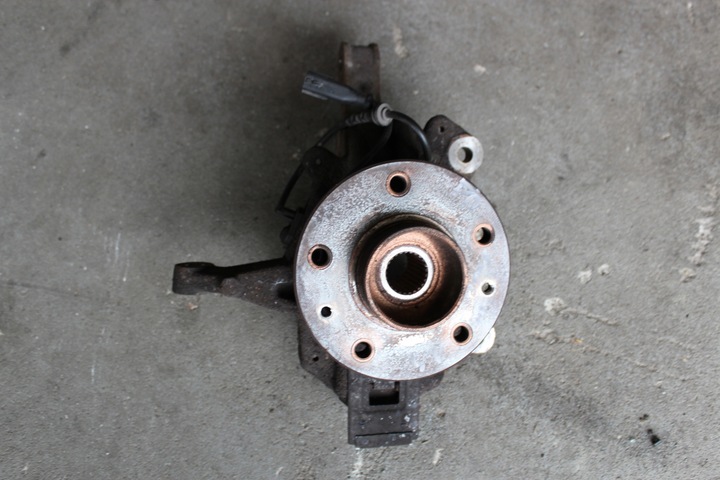 фото №1, Renault grand scenic iii 1.4 поворотный кулак правая перед