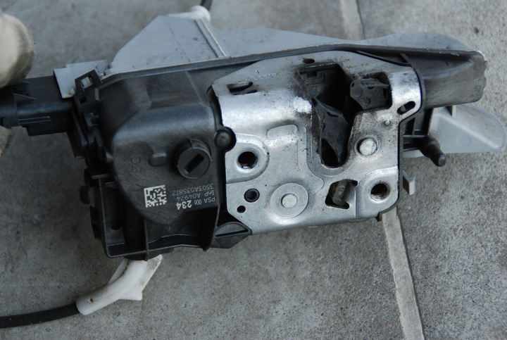 фото №4, Peugeot 3008 5008 i замок двері l / p перед