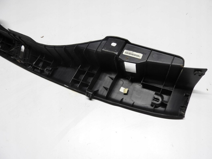 фото №7, Honda cr-v iii 06-11 2.2 защита ремня заднего 84640-swa-0030