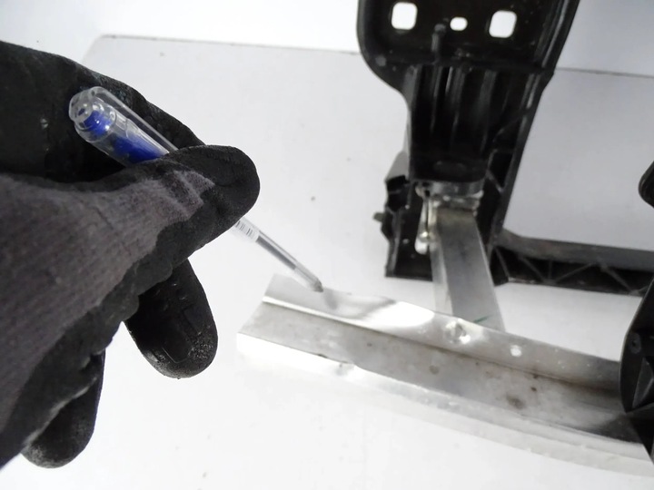 фото №8, Pas перед переднє audi e-tron 4ke