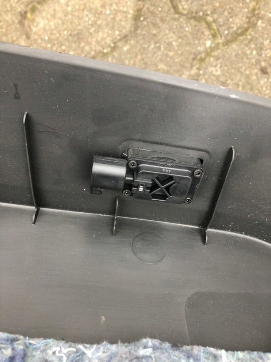 фото №6, Kuga mk2 рестайлинг накладка защита крышки зад электрический