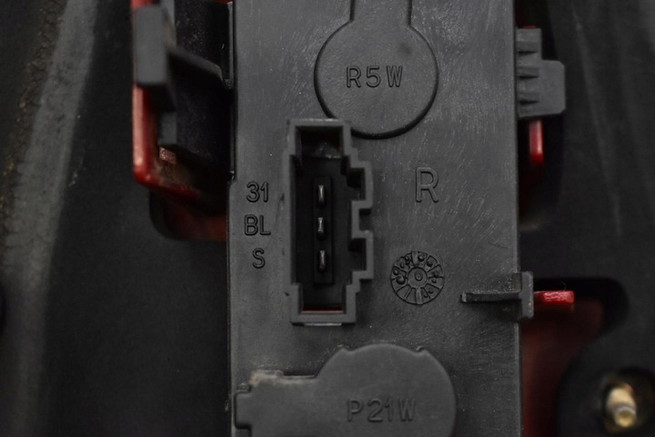 фото №7, Лампа правая зад задняя 1j9945258a vw golf 4 iv универсал 97-06